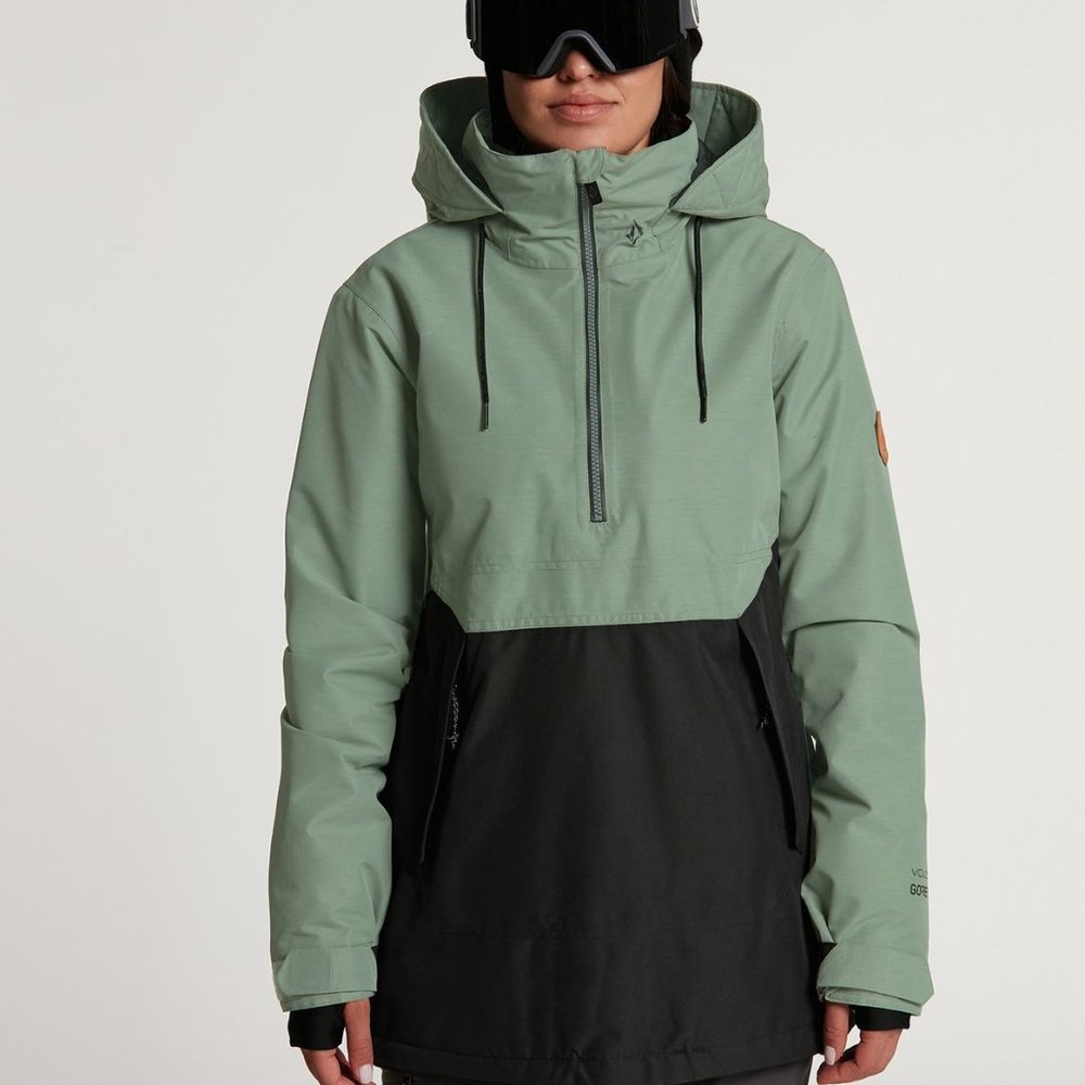 NWOT - VOLCOM FERN INSULATED GORE-TEX PULLOVER